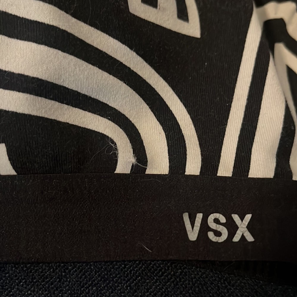 VSX sports bra 36B - Picture 2 of 7
